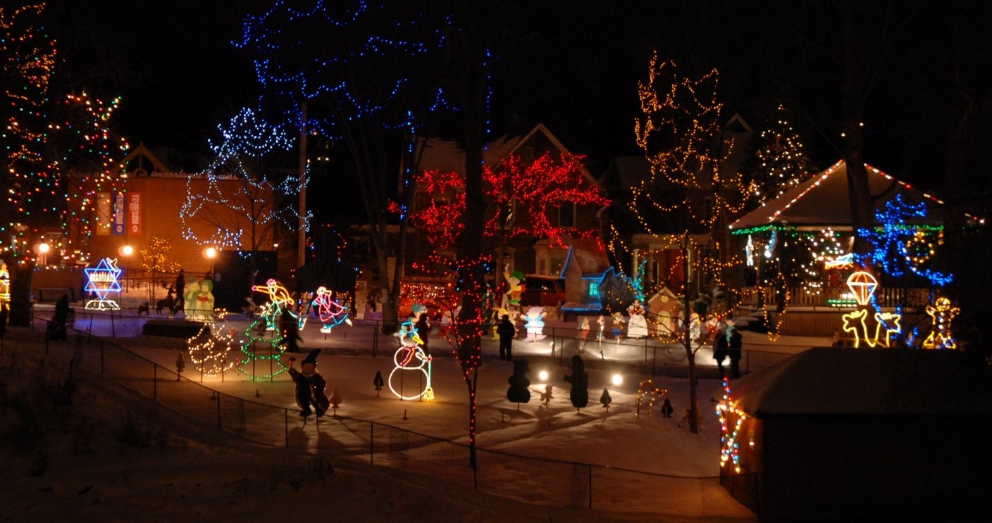 5 Things to Do In Simcoe County To Get You In The Holiday Spirit